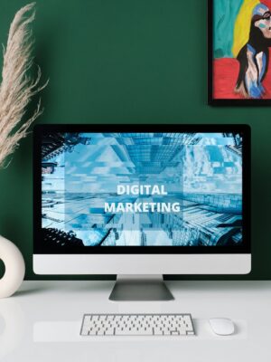 Silver Imac With Magic Keyboard and Mouse